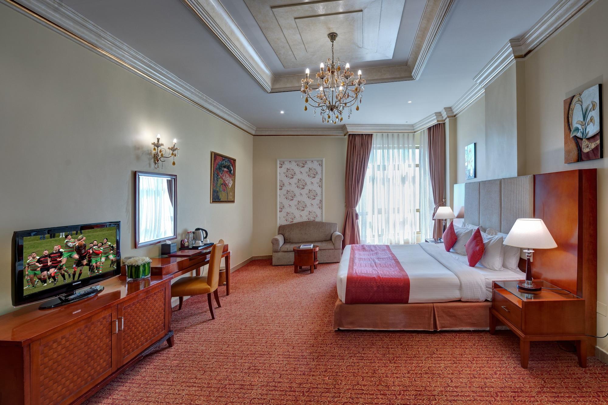 사하라 비치 리조트 앤 스파 샤르자 외부 사진 A room at the hotel