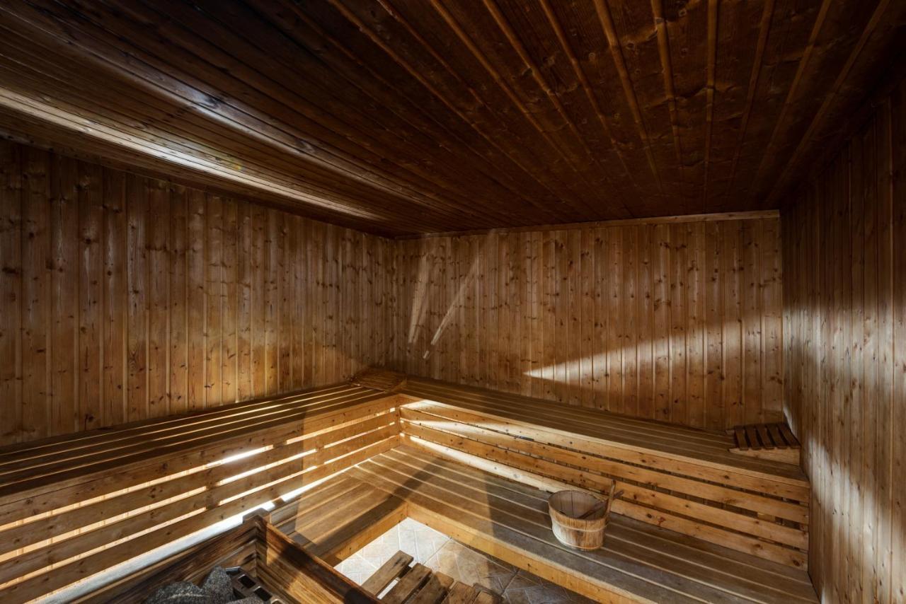 사하라 비치 리조트 앤 스파 샤르자 외부 사진 Sauna