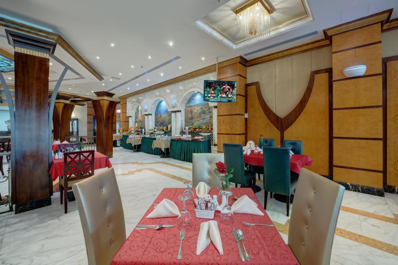 사하라 비치 리조트 앤 스파 샤르자 외부 사진 The restaurant